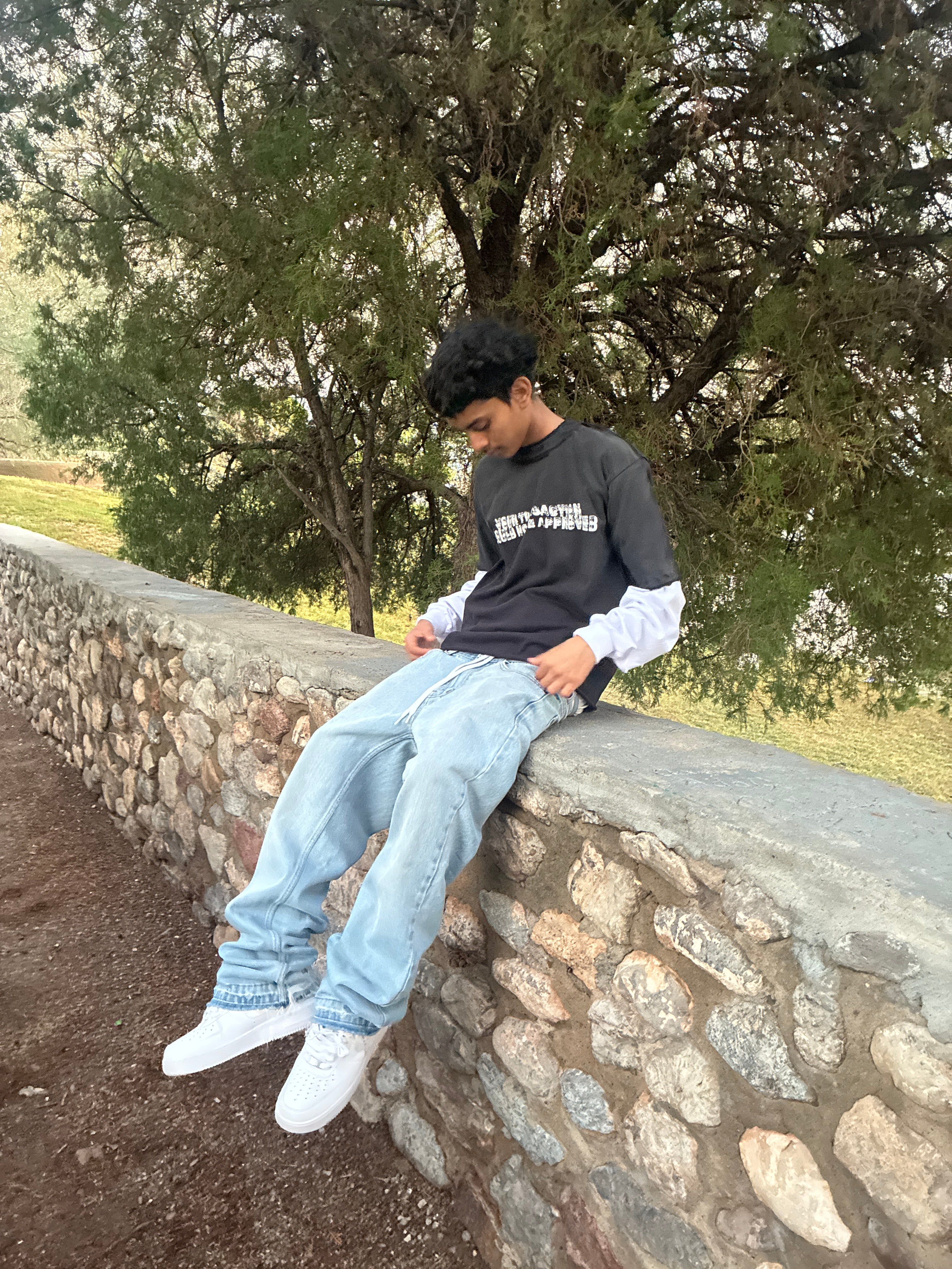 Related Outcomes Tee in Onyx